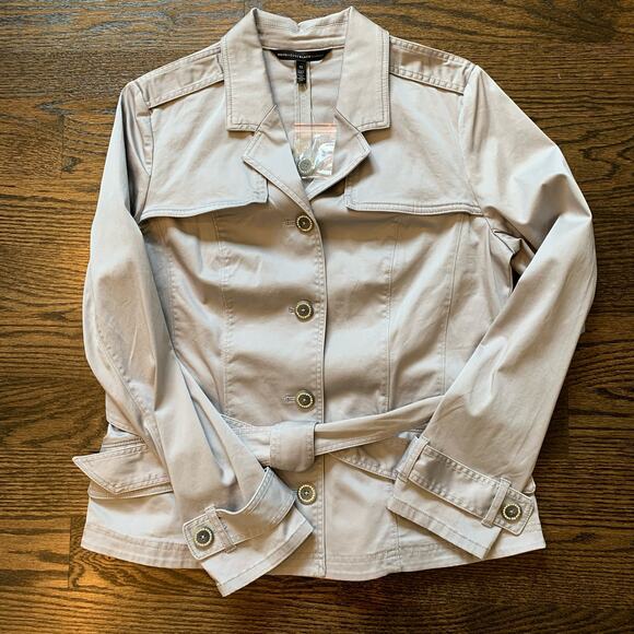 WHBM grey short trench belted jacket crystal buttons size 12 NEW - Picture 6 of 16